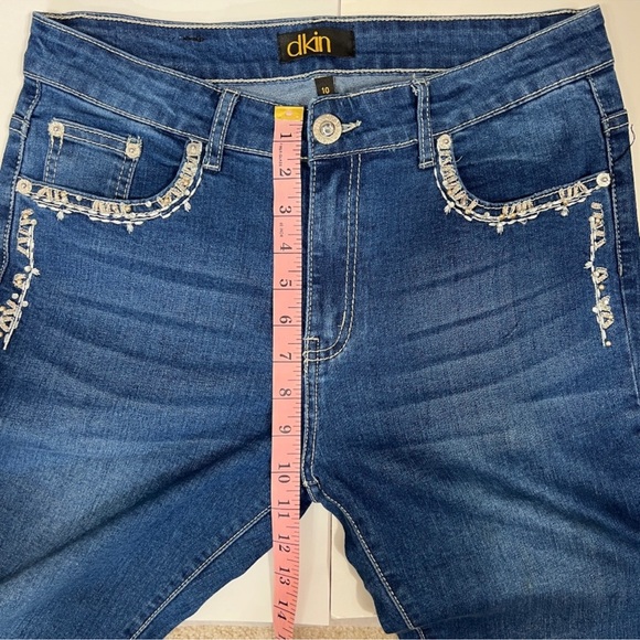 DKIN Women’s Denim Capris, Thick Contrast Stitching, Sz 10 - Picture 11 of 12